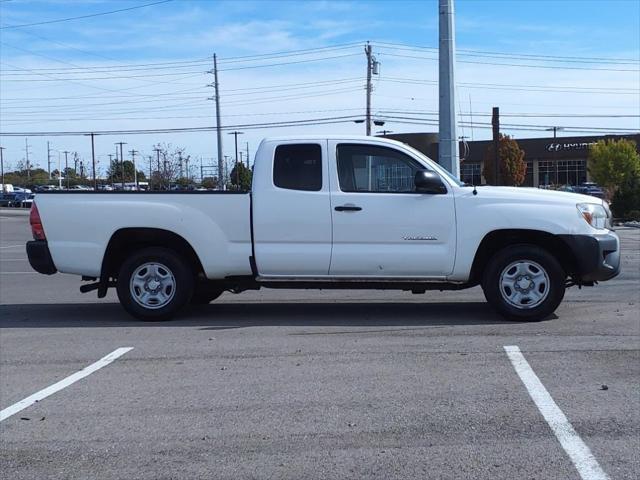 2015 toyota tacoma base