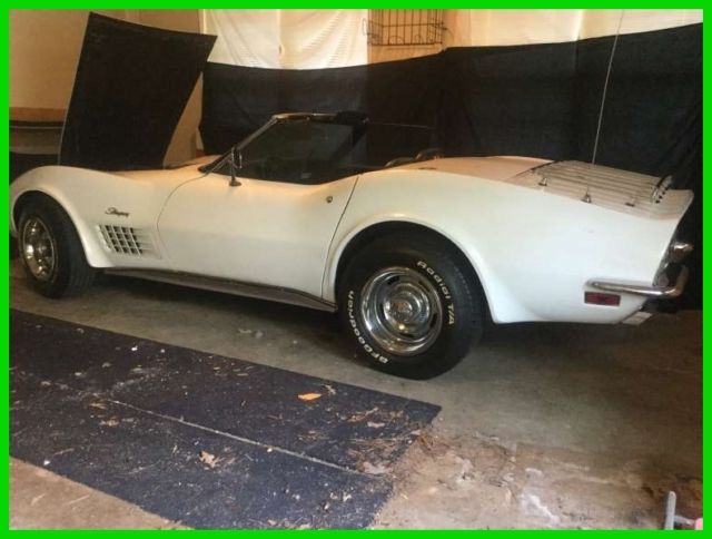 1972 chevrolet corvette stingray convertible v8 gasoline 4-speed manual leather