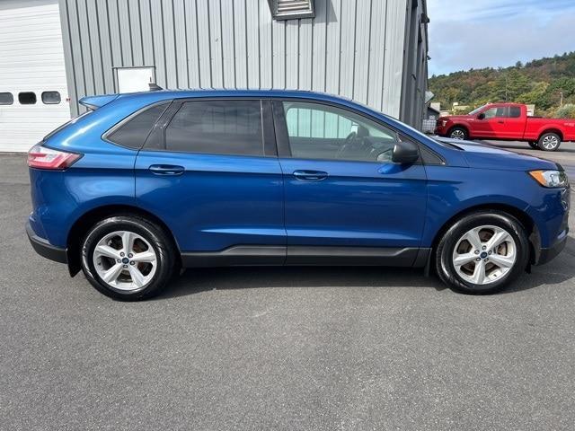 2020 ford edge se