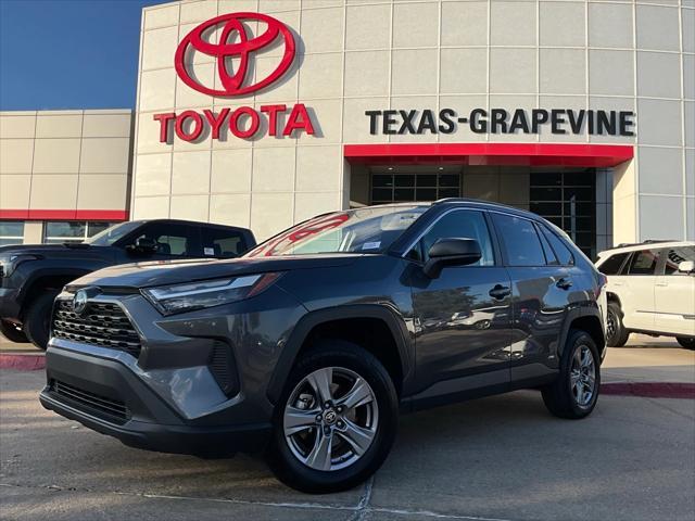 2024 toyota rav4 hybrid le