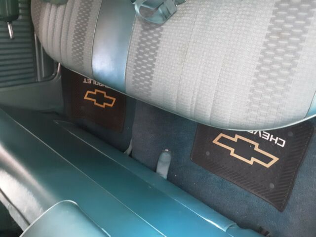 1970 chevelle 4 door sedan 6 cylinder 3 speed column grandma grocery getter nice