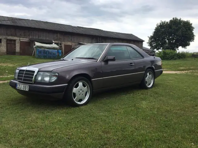 mercedes-benz w124 top condition