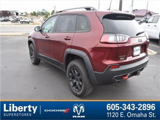 2020 Jeep Cherokee trailhawk
