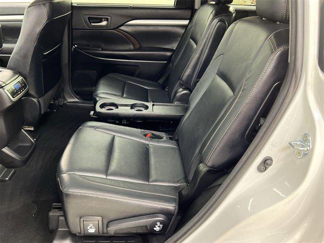 2017 toyota highlander xle