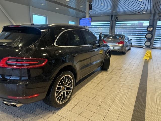 2016 porsche macan s