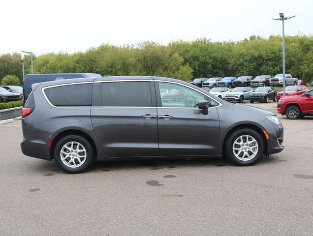 2020 chrysler pacifica touring