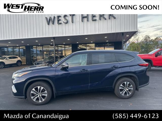 2022 toyota highlander xle