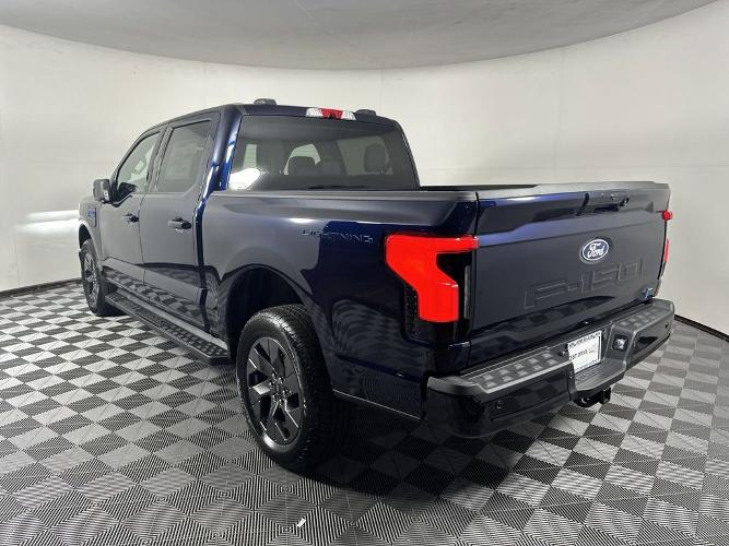 new 2024 ford f-150 lightning flash