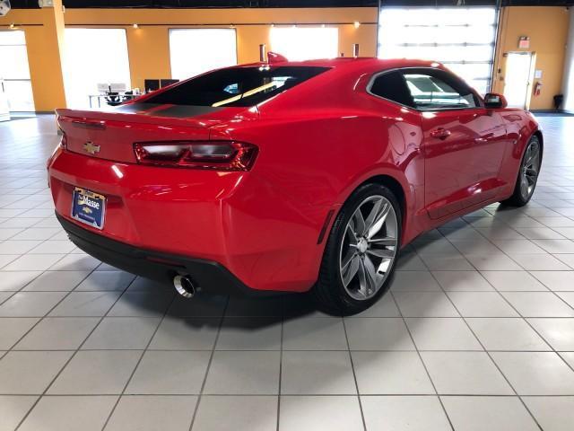 2017 chevrolet camaro 1lt