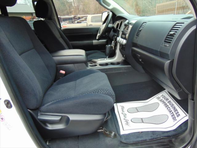 2010 toyota tundra grade