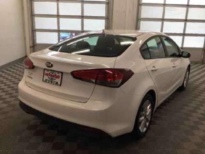 used 2017 kia forte auto in west allis, wi