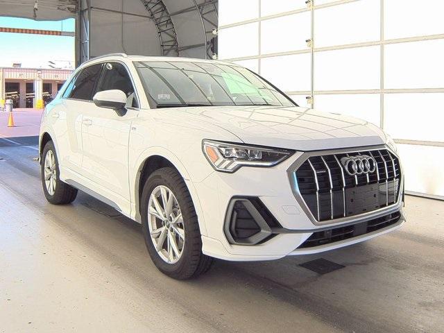 2023 audi q3 45 s line premium