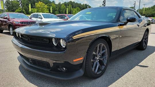 2023 Dodge Challenger r/t plus