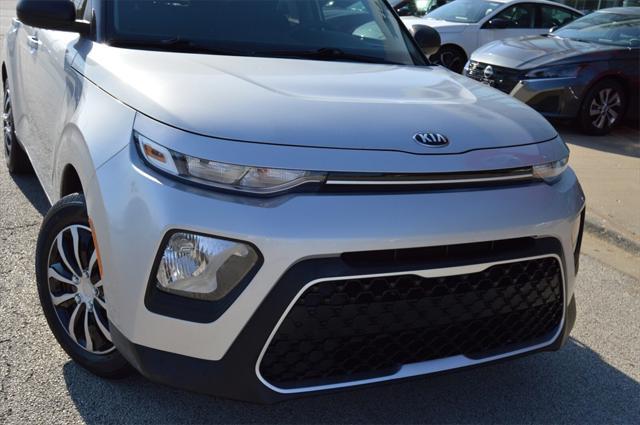 2020 kia soul lx