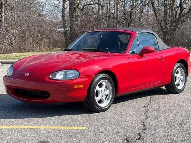 1999 mazda mx-5 miata convertible 2d in kirtland hills, ohio