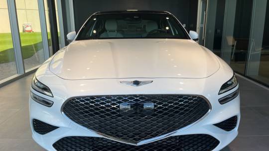 2023 Genesis G70