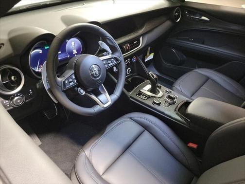 2024 alfa romeo stelvio