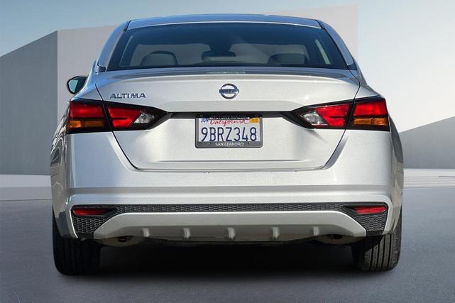 2022 nissan altima 2.5 s