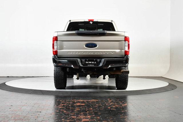 2017 ford f-250 lariat