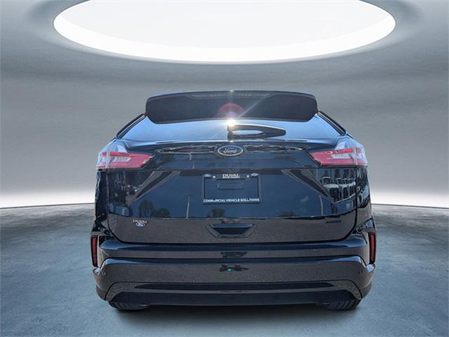 2022 ford edge se
