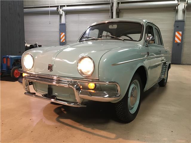 1962 renault dauphine deluxe 61,082 miles green sedan 848cc manual