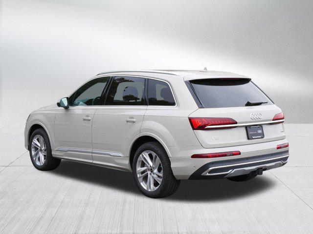 2024 audi q7 45 premium plus