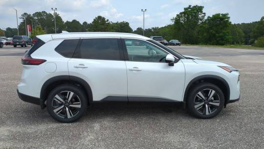 new 2024 nissan rogue sl fwd