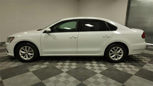 2018 volkswagen passat 2.0t s