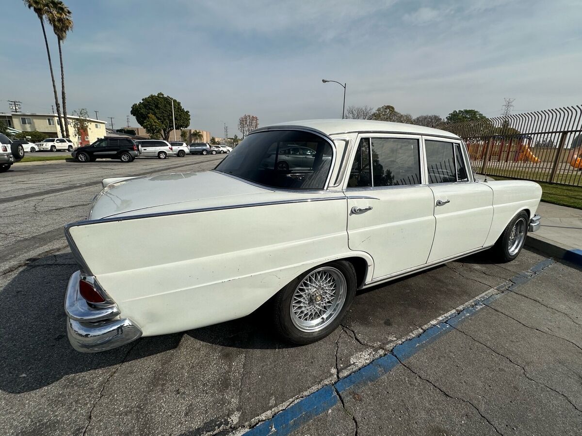 1965 mercedes-benz 220 se fintail sedan white rwd automatic