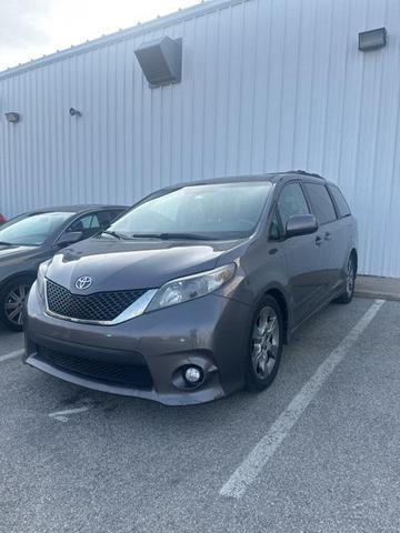 2012 toyota sienna se