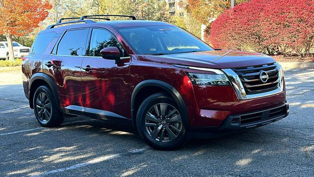 2022 nissan pathfinder sv