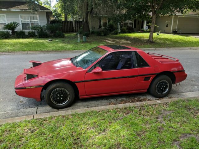 pontiac fiero se 1984