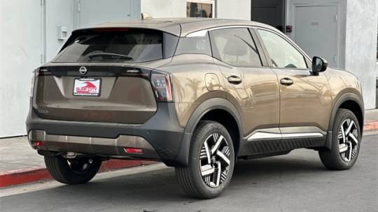 2025 Nissan Kicks
