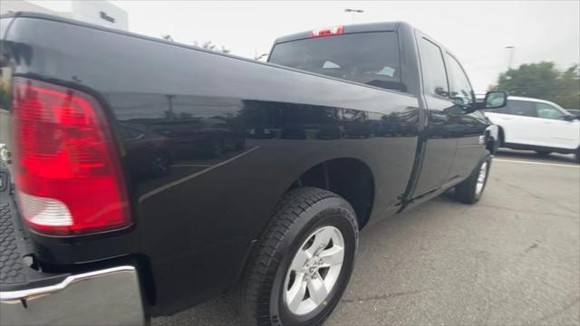2024 ram 1500 classic slt quad cab 4x4 64' box