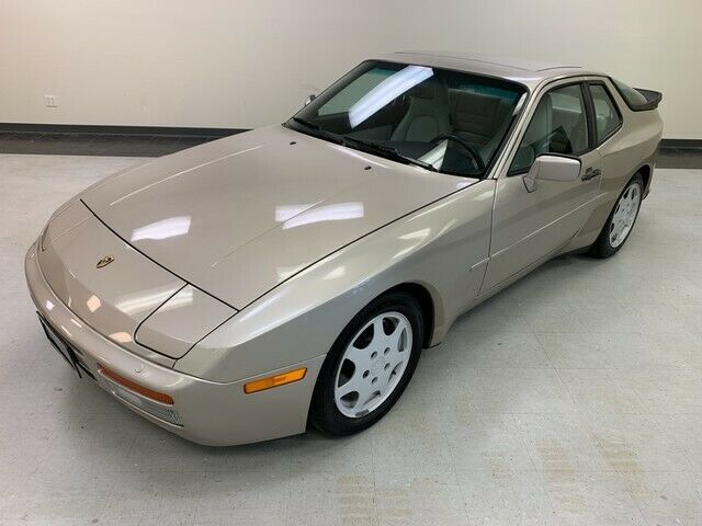 1989 porsche 944 32338 miles