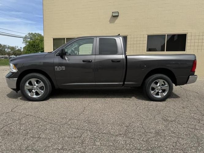 2021 ram 1500 classic quad cab tradesman 4x4 quad cab 6.3 ft. box 140 in. wb in troy, michigan