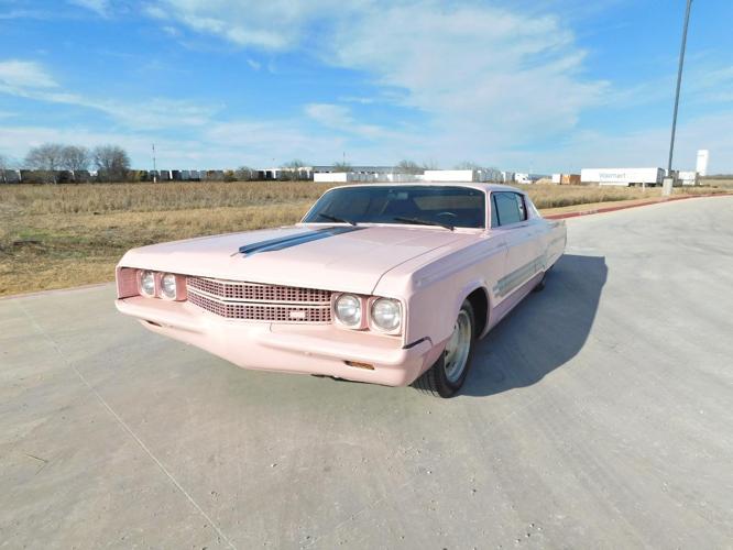 1968 chrysler new yorker in o'fallon, illinois