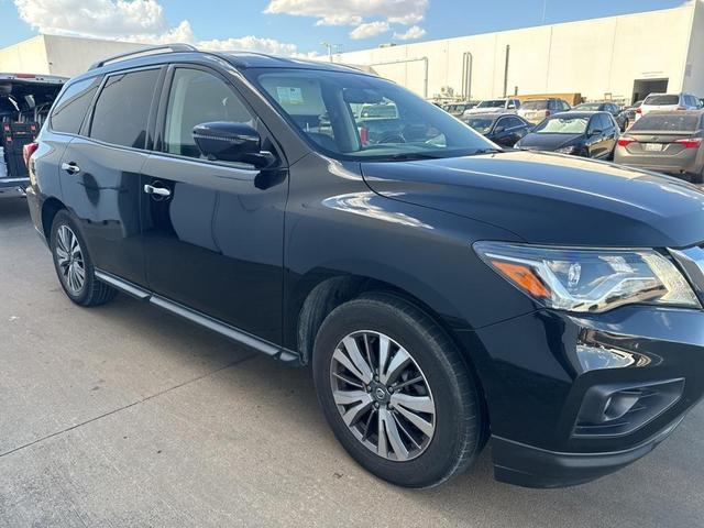 2019 nissan pathfinder sl
