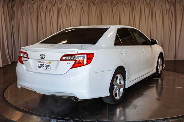 2014 toyota camry se