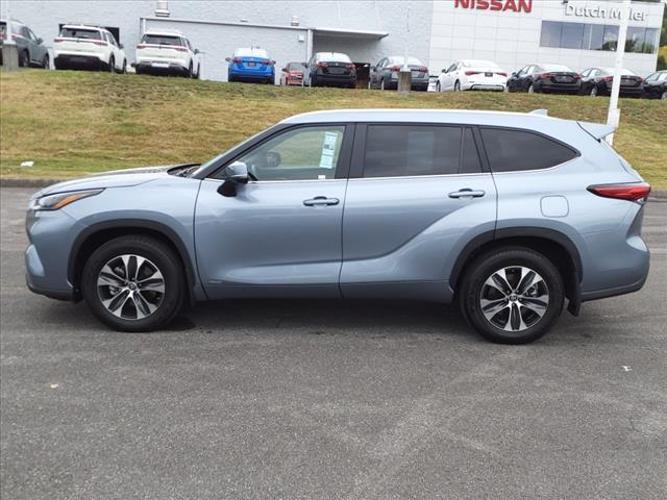 used 2023 toyota highlander xle awd
