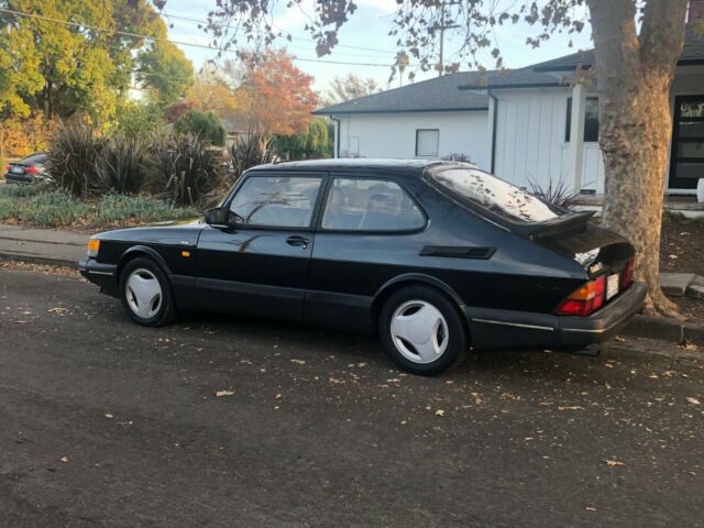 1988 saab 900 spg black with gray interior, 5-speed manual. just passed ca smog