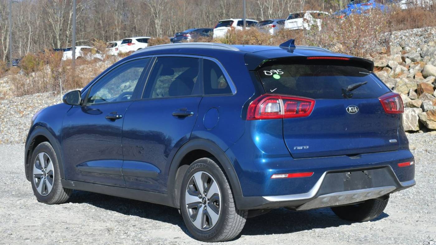 2019 kia niro lx