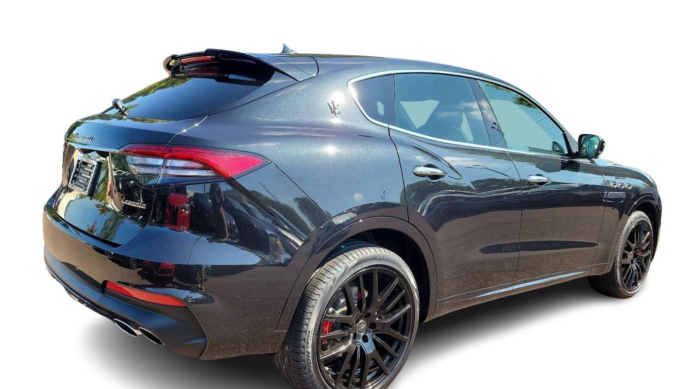 2024 maserati levante modena