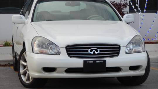 2002 Infiniti Q45