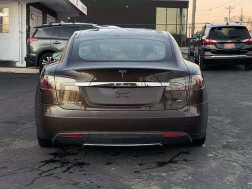 2013 tesla model s base in nashville, tennessee