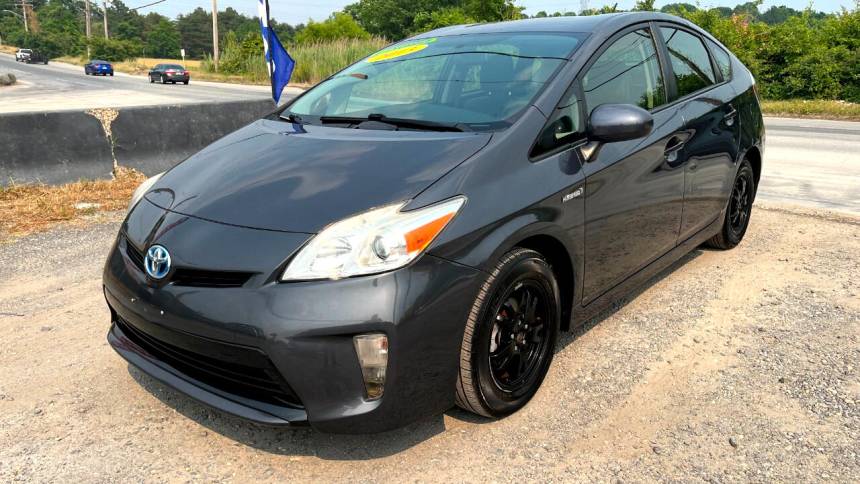 2013 toyota prius one
