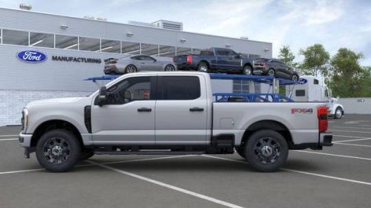 new 2024 ford super duty f-250 xl crew cab 6.75' box 4wd