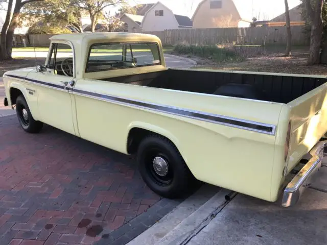 1967 dodge d100 383 cid ** no reserve ** goes to the highest bidder !!