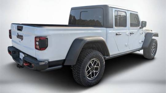 2024 Jeep Gladiator