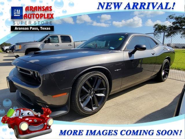 2022 dodge challenger r/t